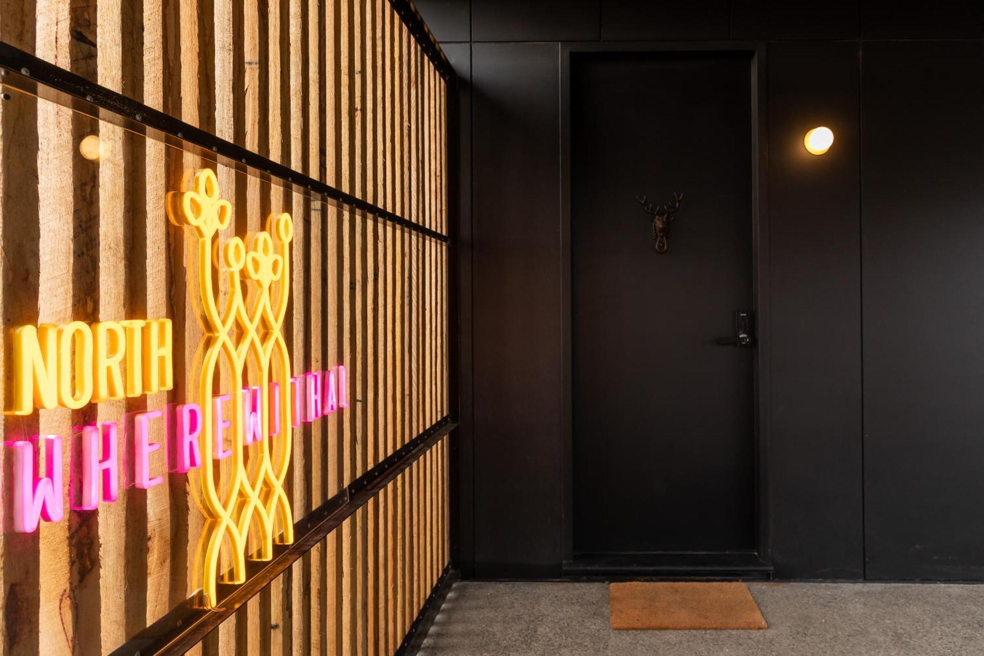 Wherewithal Luxury Suites Carlton Dış mekan fotoğraf