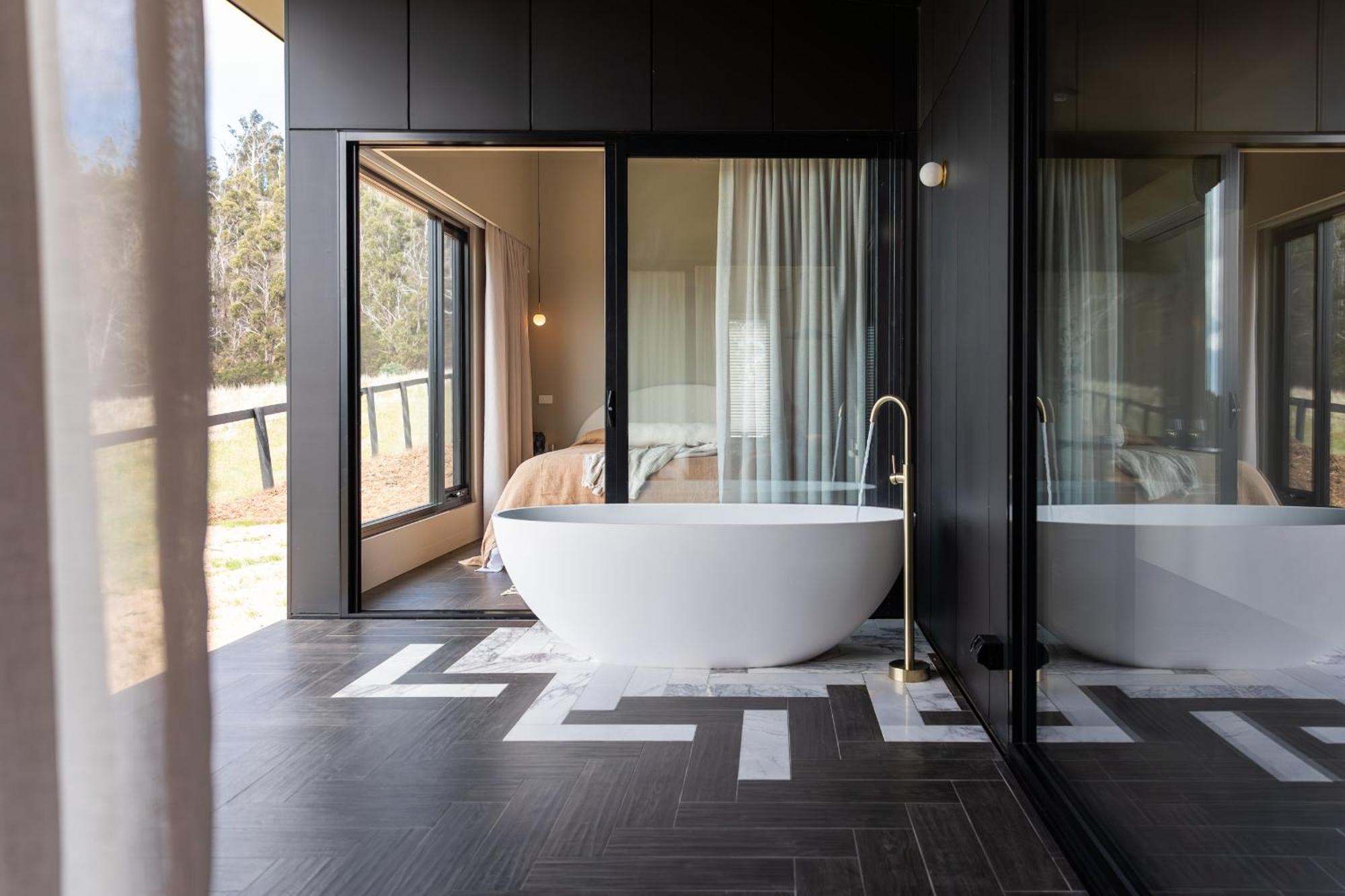 Wherewithal Luxury Suites Carlton Dış mekan fotoğraf